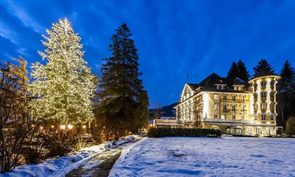 LE GRAND BELLEVUE hotel in グシュタール