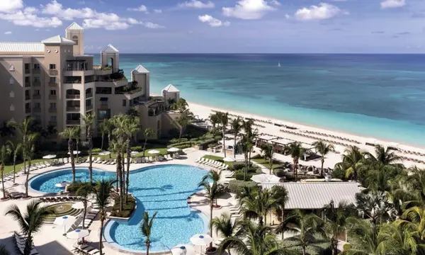 The Ritz-Carlton, Grand Cayman hotel in ジョージタウン