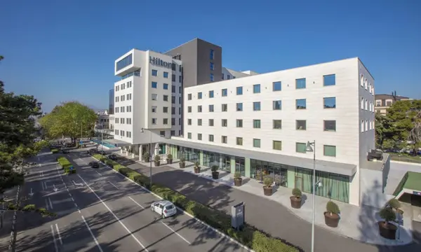 Hilton Podgorica Crna Gora hotel in ポドゴリツァ
