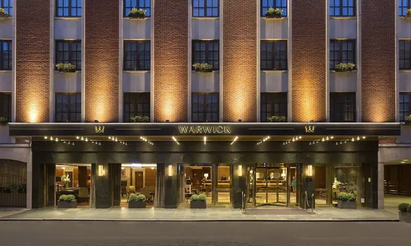 Warwick Brussels hotel in ブリュッセル