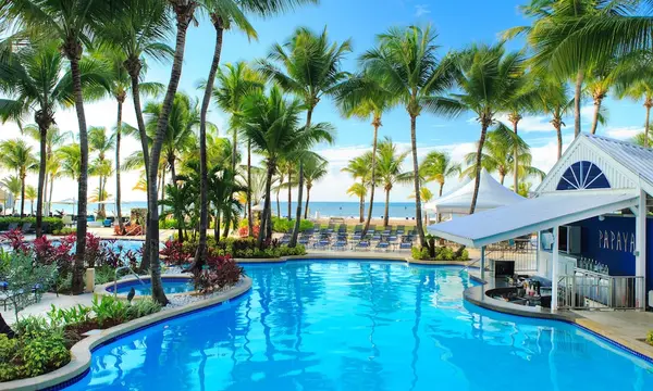 Courtyard by Marriott Isla Verde Beach Resort hotel in Carolina