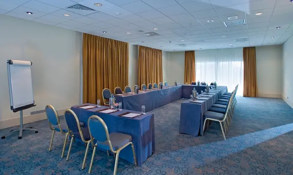 Mediterranean Beach Hotel hotel in Limasol