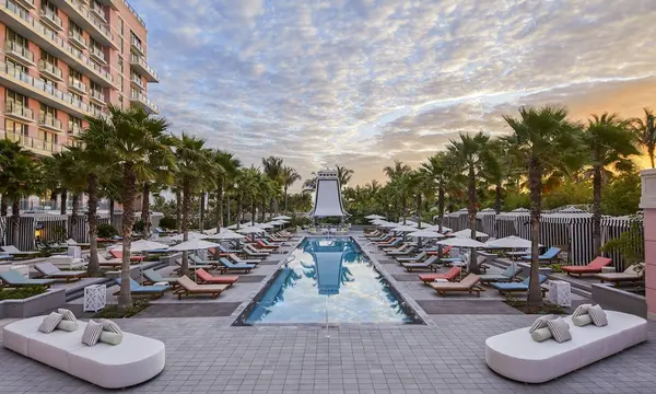 SLS Baha Mar hotel in ナッソー