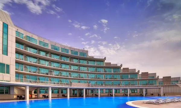 Ramada by Wyndham Baku hotel in Баку