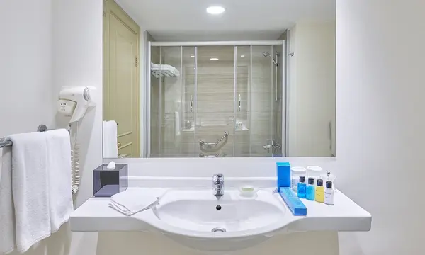 Wyndham Tashkent hotel in Taşkent