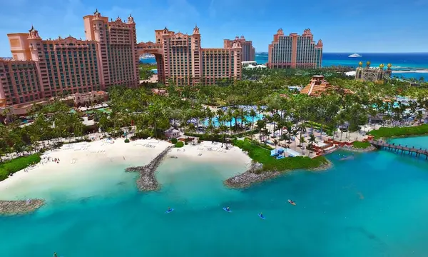 The Coral at Atlantis hotel in ナッソー