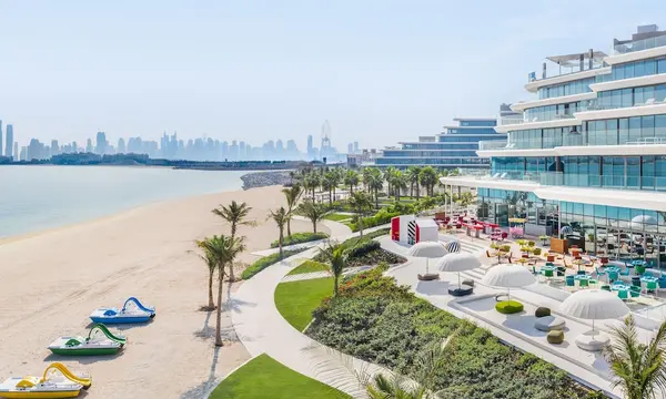 W Dubai - The Palm hotel in ドバイ