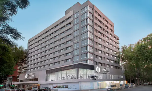 Dazzler By Wyndham Montevideo hotel in モンテビデオ