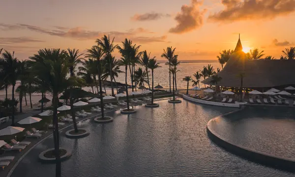 LUX* Belle Mare hotel in モーリシャス